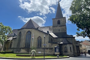 Nærtved liggende omgivelser (sommer) (< 1 km)