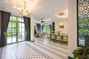 Dining room