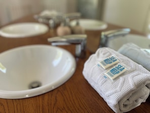Ăquipements de salle de bain