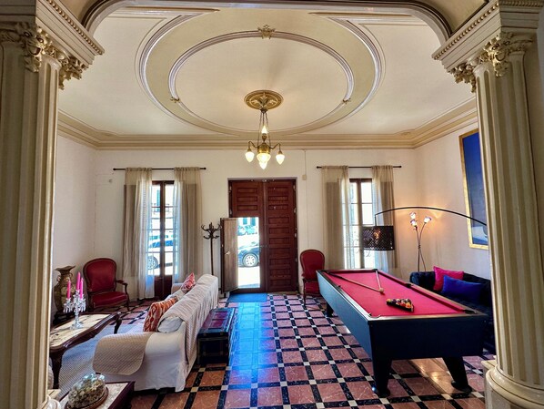 Spielezimmer