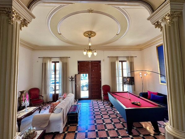 Spielezimmer