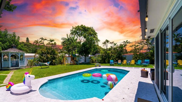 Pool