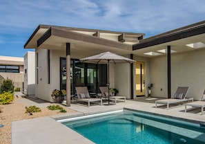 Make memories at Modern Miralon
