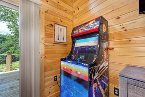 11-11_CardinalPool