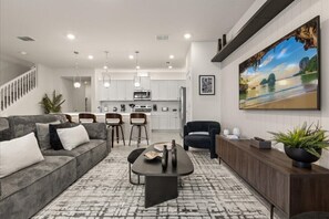 16112 Palm Frond Ave (3).jpg