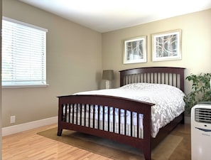 queen bed