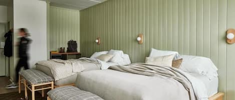 Comfortable Unit with Two Queen size beds