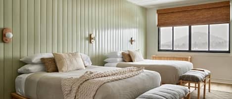 Unit with Two Queen size beds