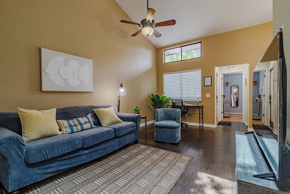 0. Comfort, convenience, contentment. Your ideal Gainesville getaway starts here