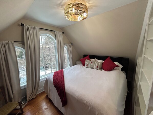 King Bed 