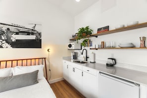 Private kitchenette