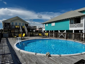 Shared outdoor pool!
