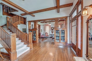 Entryway | 1st Floor | Free WiFi | Central A/C & Heating
