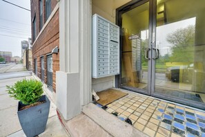 Elaine Lofts | Building Exterior