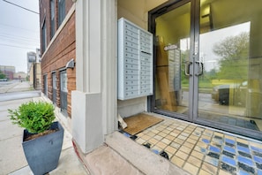 Elaine Lofts | Building Exterior
