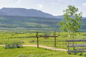 Views of Wind River Range & Green River