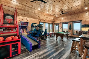 Spielezimmer
