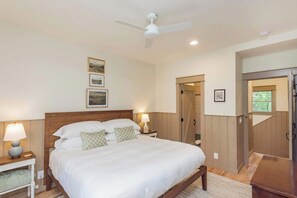 Bedroom 2: King Bed with Full ensuite Bathroom