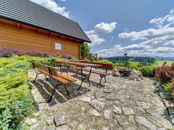 Landschaft, Hütte, Grundstueck, Ländliches Gebiet, Bauernhaus, Wiese, Landscaping, Garten, Eco Hotel, Estate