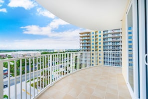 Wrap Around balcony with amazing views