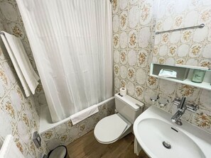 Plumbing Fixture, Bathroom Sink, Interior Design, Toilet Seat, Toilet, Floor, Bathroom, Flooring, Sink, Plumbing