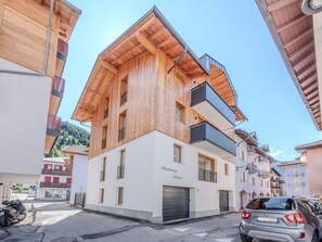 Urban Design, Apartment, Balcony