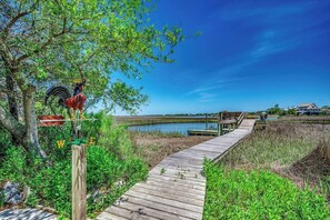 Dock (1)