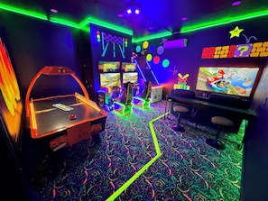 Spielezimmer