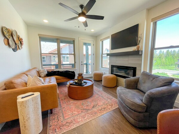Main Living Area With Custom Electric Fireplace