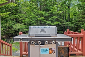 Spacious deck with grill and outdoor dining—perfect for cookouts and gatherings