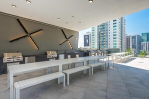 屋外ダイニングエリア
