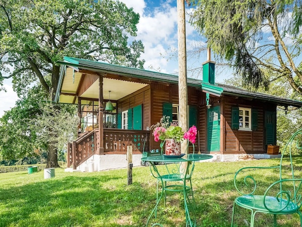 Außenseite Ferienhaus [Sommer]