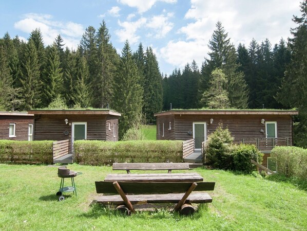 Außenseite Ferienhaus [Sommer]