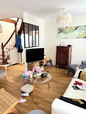 Salon 01