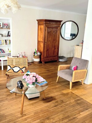 Salon 02
