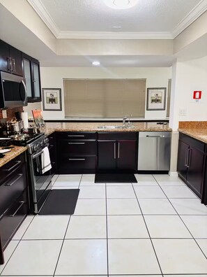 Spacious Kitchen