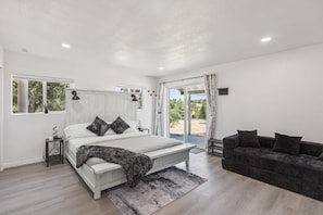 Indoors, Home Decor, Couch, Furniture, Rug