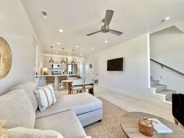 Relax, watch TV, or cook up your favorite meal after a day spent adventuring and exploring all Southern Utah has to offer!