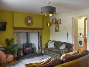 Living area | Ewes Leap, Airton