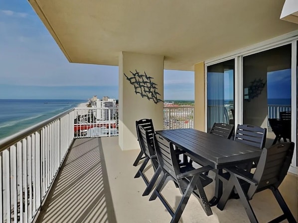 Private balcony overlooking the Gulf