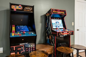 Spielezimmer