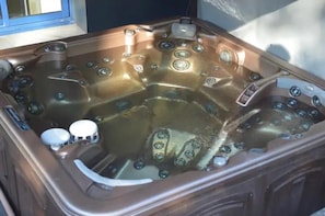 Bain à remous intérieur