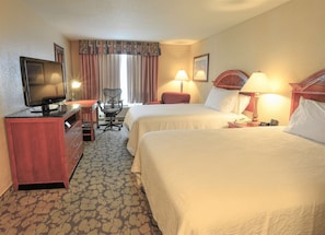 Unit with 2 Queen beds. Exact unit will be assigned upon arrival. Views, colors, and decor may vary.