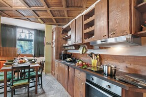 Kitchen and dining area