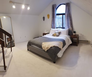 This queen bed is ultra plush and very soft. My favorite actually. Plus the outside view from the room is amazing!