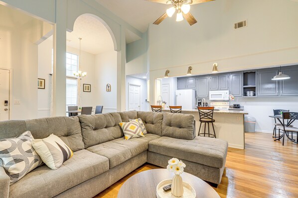 Covington Vacation Rental | 3BR | 2BA | 1 Step to Enter | 1,600 Sq Ft