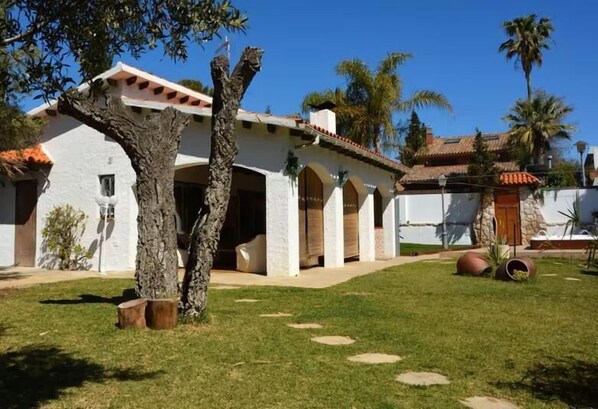 At 8 min walk from beach. Loft  El Ranch. - 1