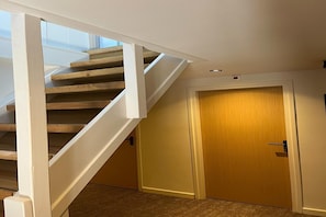 Entrance / Reception