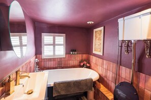 En Suite Bathroom