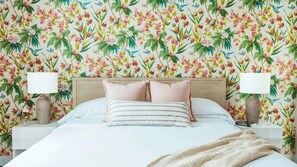 Comfortable Unit with Queen size bed